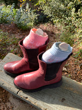 Load image into Gallery viewer, smoc smoc Hotties- Hand, Pocket, Boot Hotties